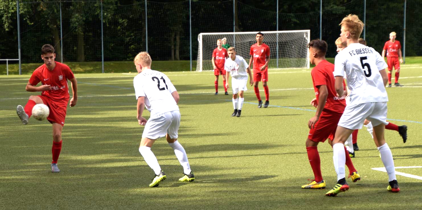U17: erstes Spiel, erstes Tor, erster Punkt