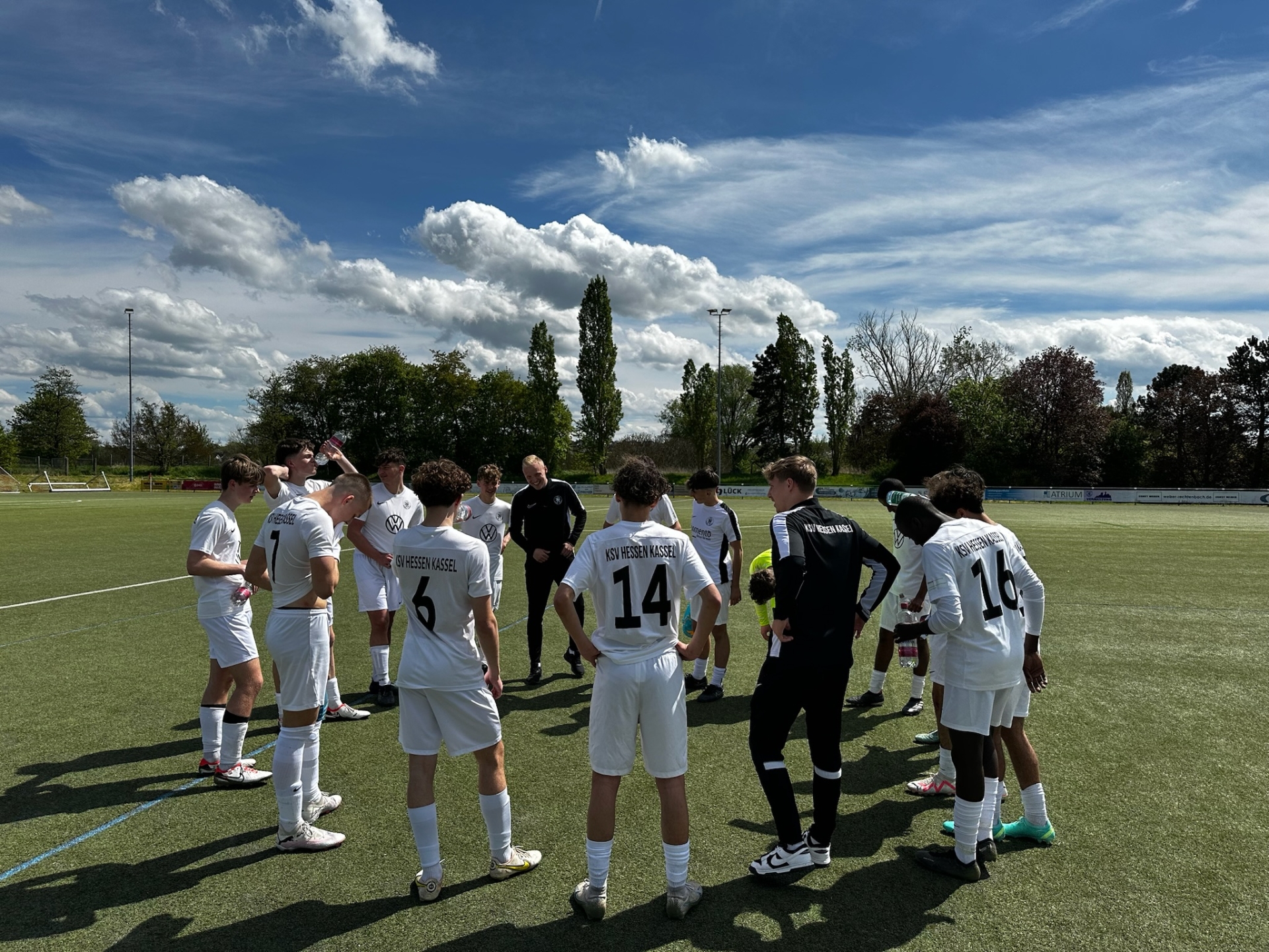 U16 punktet beim FC Giessen U17