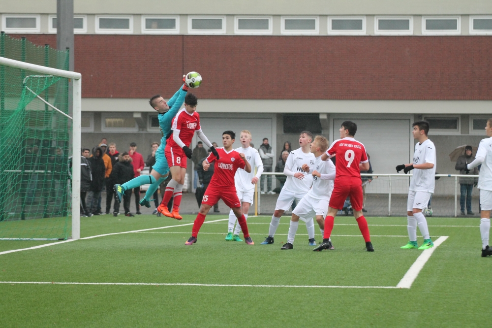 2 schläfrige Minuten der U16 entscheiden Derby früh