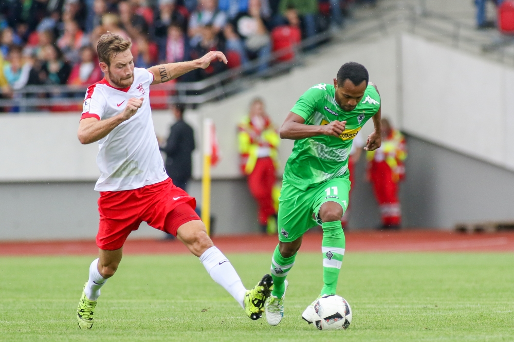Fu&szlig;ballfest im Auestadion