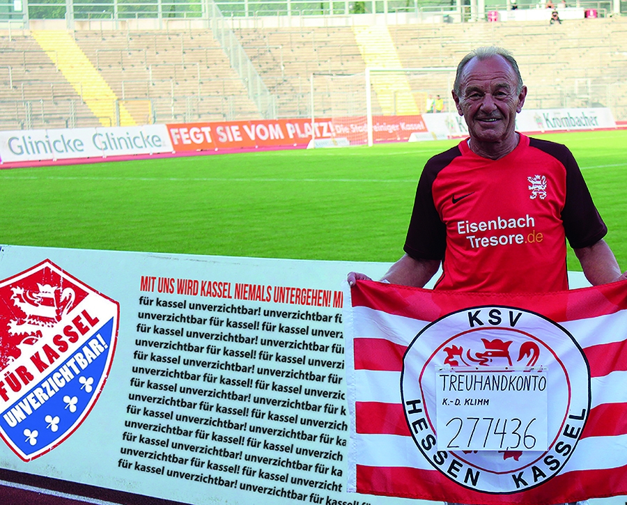 KSV Fans werden Bandensponsor