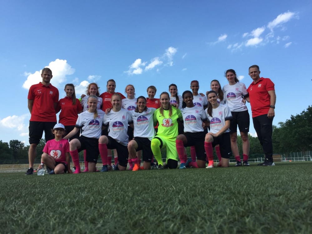 Frauen beenden Saison mit Stadt-Derby Sieg