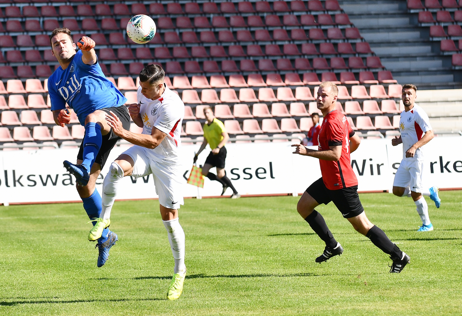 Ein erster Schritt aus dem MittelmaĂ