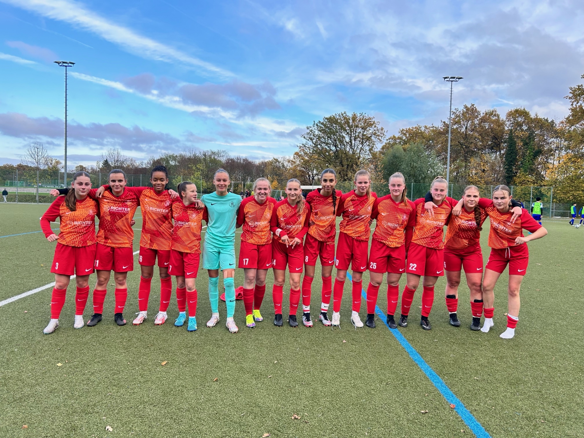 B-Juniorinnen entfĂŒhren 3 Punkte nach Nordhessen
