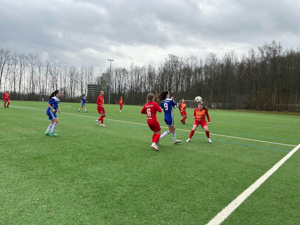 B-Juniorinnen auch gegen Schwalbach siegreich