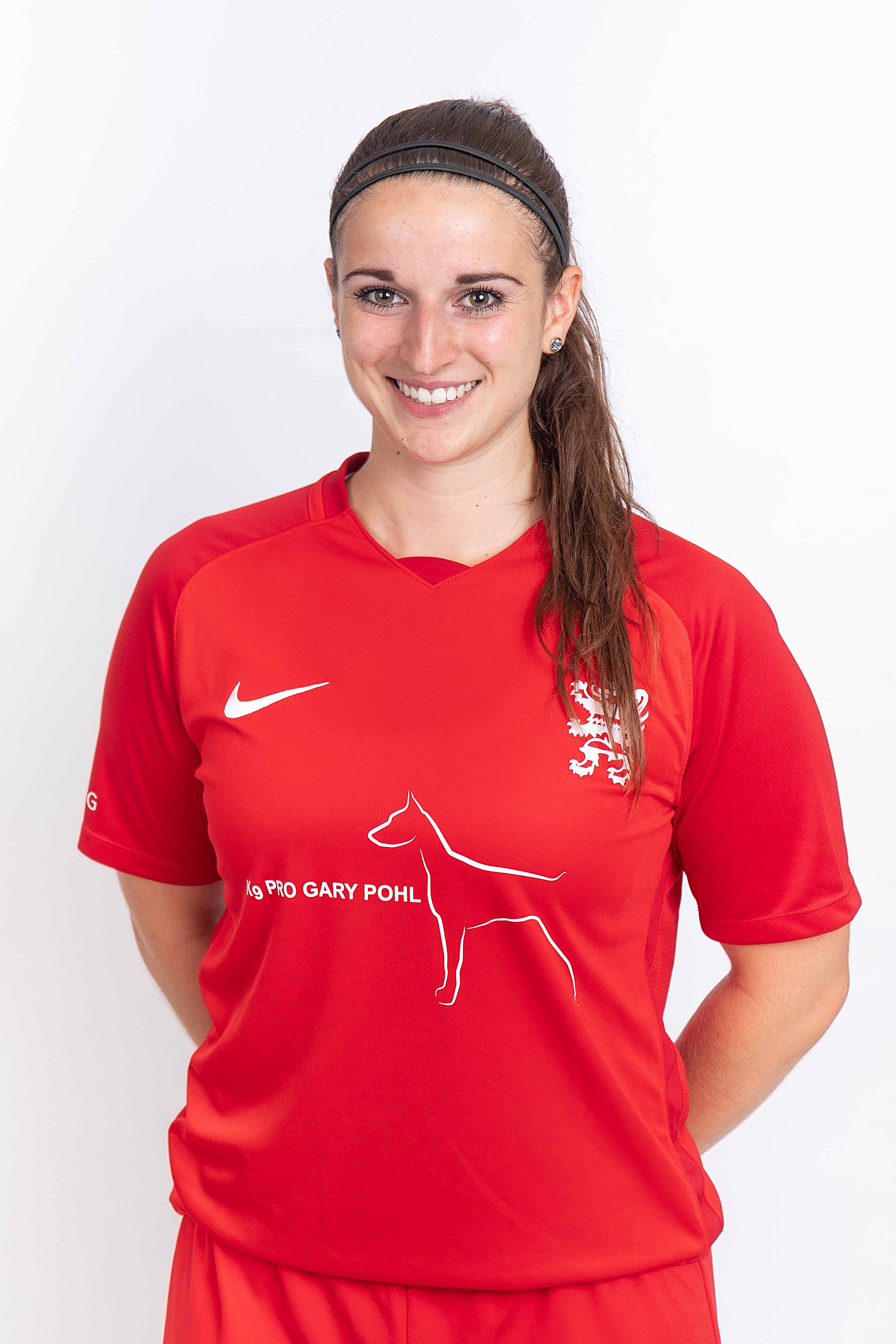 Haegele, Larissa Haegele, Larissa