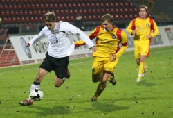 Erhielt auf Giesings Höhen in München seine 5. Gelbe Karte: KSV-Spielmacher Kevin Wölk