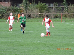 Noah Mason im Vorw&auml;rtsgang