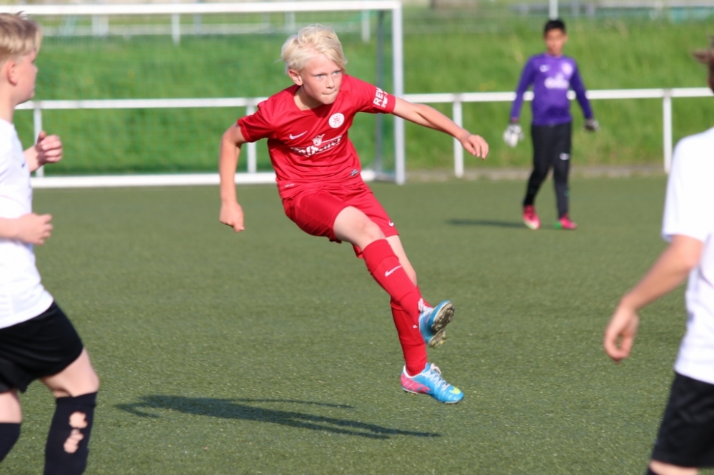 Deutlicher Sieg der U10 in Kaufungen