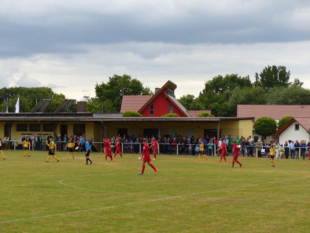 Standesgem&auml;&szlig;er Sieg im 1.Testspiel der  Saison2015/2016