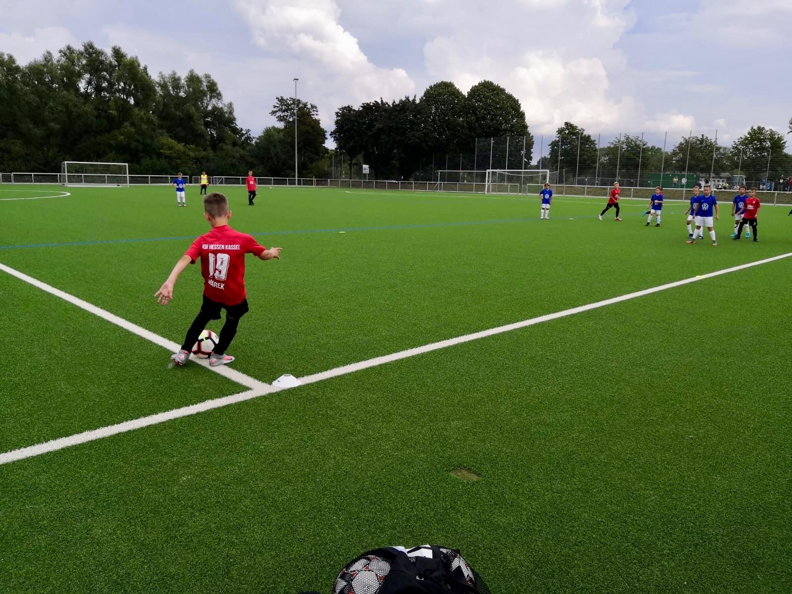 Trainingsauftakt der U10 (weiß) mit 4-tägigem Camp und zwei Testspielerfolgen