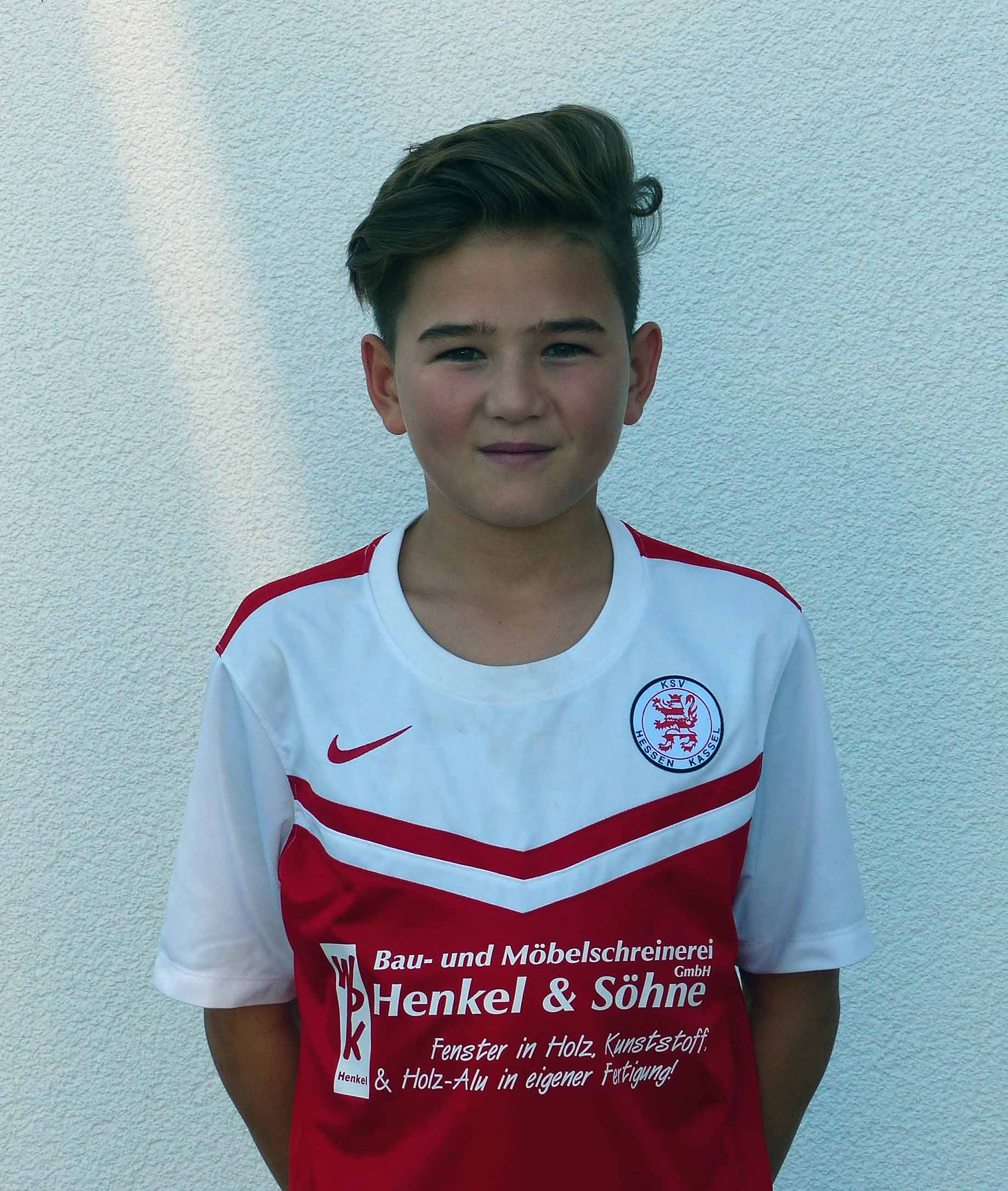 Demirsoy, Dylan