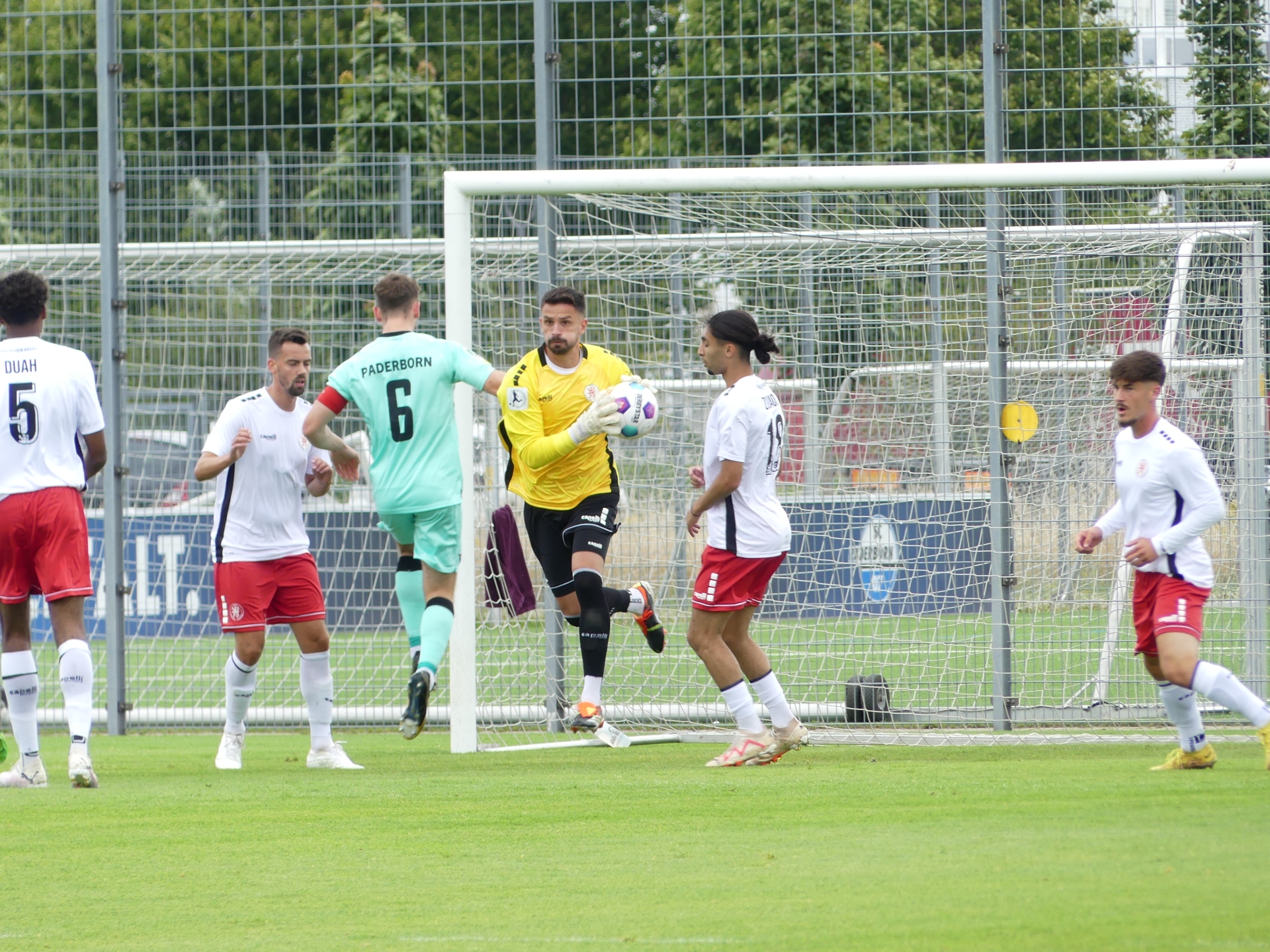 Löwen verlieren knapp und etwas unglücklich in Paderborn