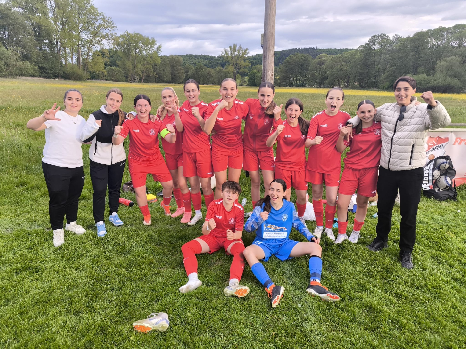 Junglöwinnen machen großen Schritt in Richtung Meisterschaft