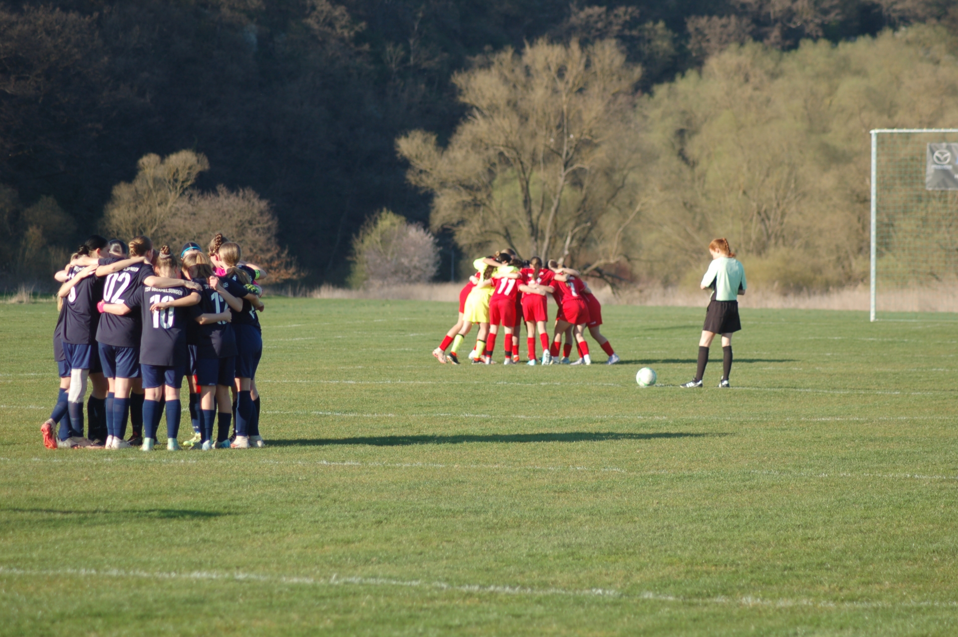 Junglöwinnen Spiel nach Halbzeit eins abgebrochen
