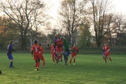 Sicherer R&uuml;ckhalt: Die Abwehr um Keeper Marius Schaub