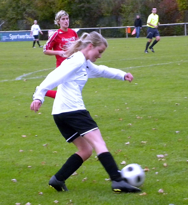 Frauen siegen in Stadtderby