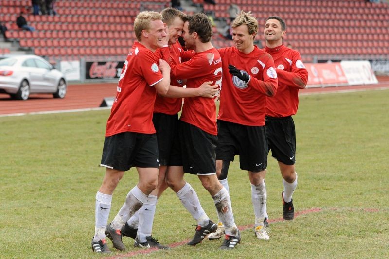 F&uuml;nf Tore gegen das F&uuml;rther Kleeblatt