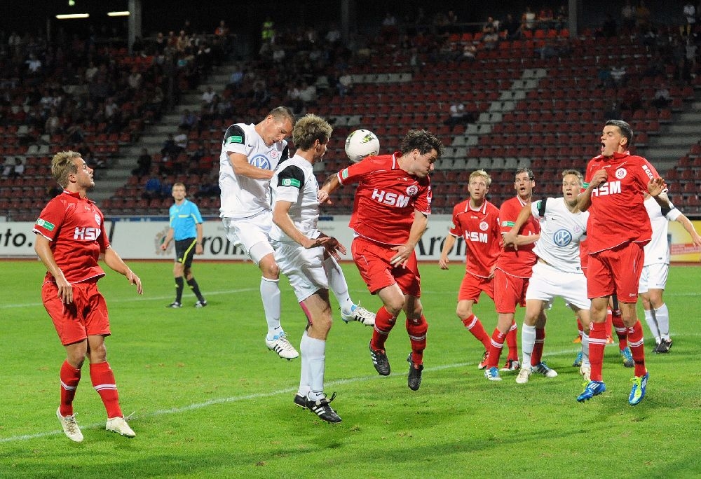 L&ouml;wen lassen Punkte liegen