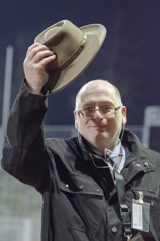 Karl-Heinz Arrich nimmt seinen Hut