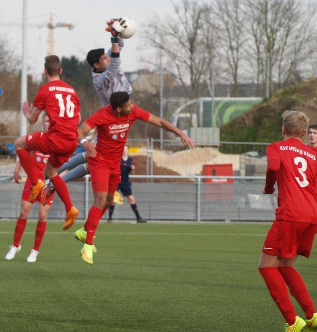 U 17 verliert hoch spannendes Spiel bei Rot Wei&szlig; Frankfurt