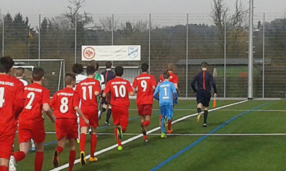 U15 holt drei Punkte bei starker Frankfurter Eintracht