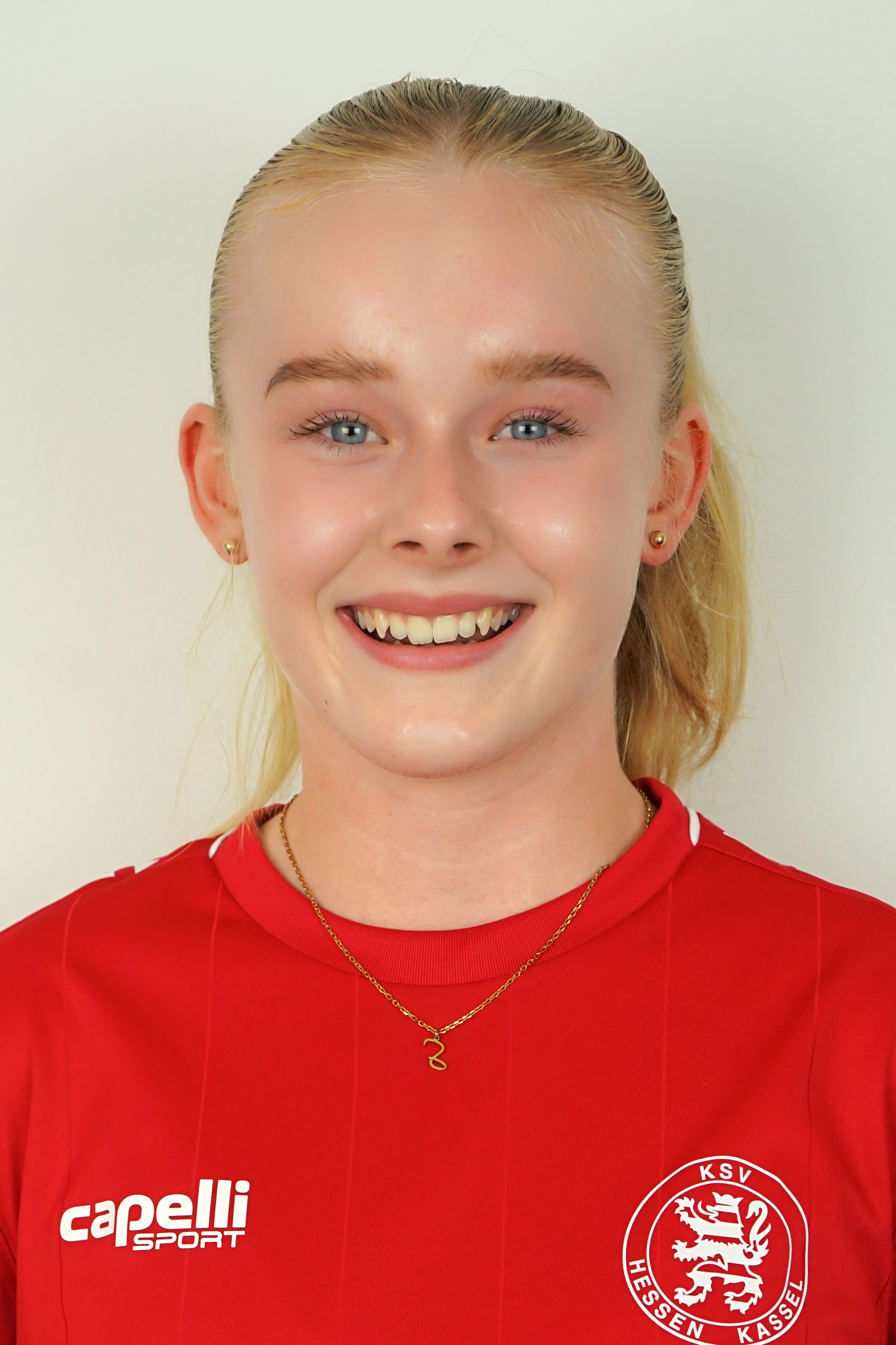 Nieder, Sophie