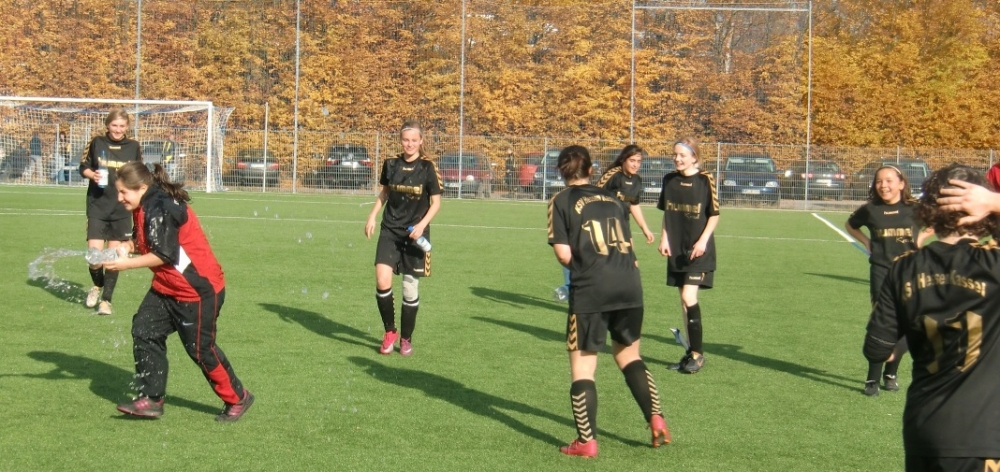 C-Juniorinnen feiern Herbstmeisterschaft ohne Punktverlust