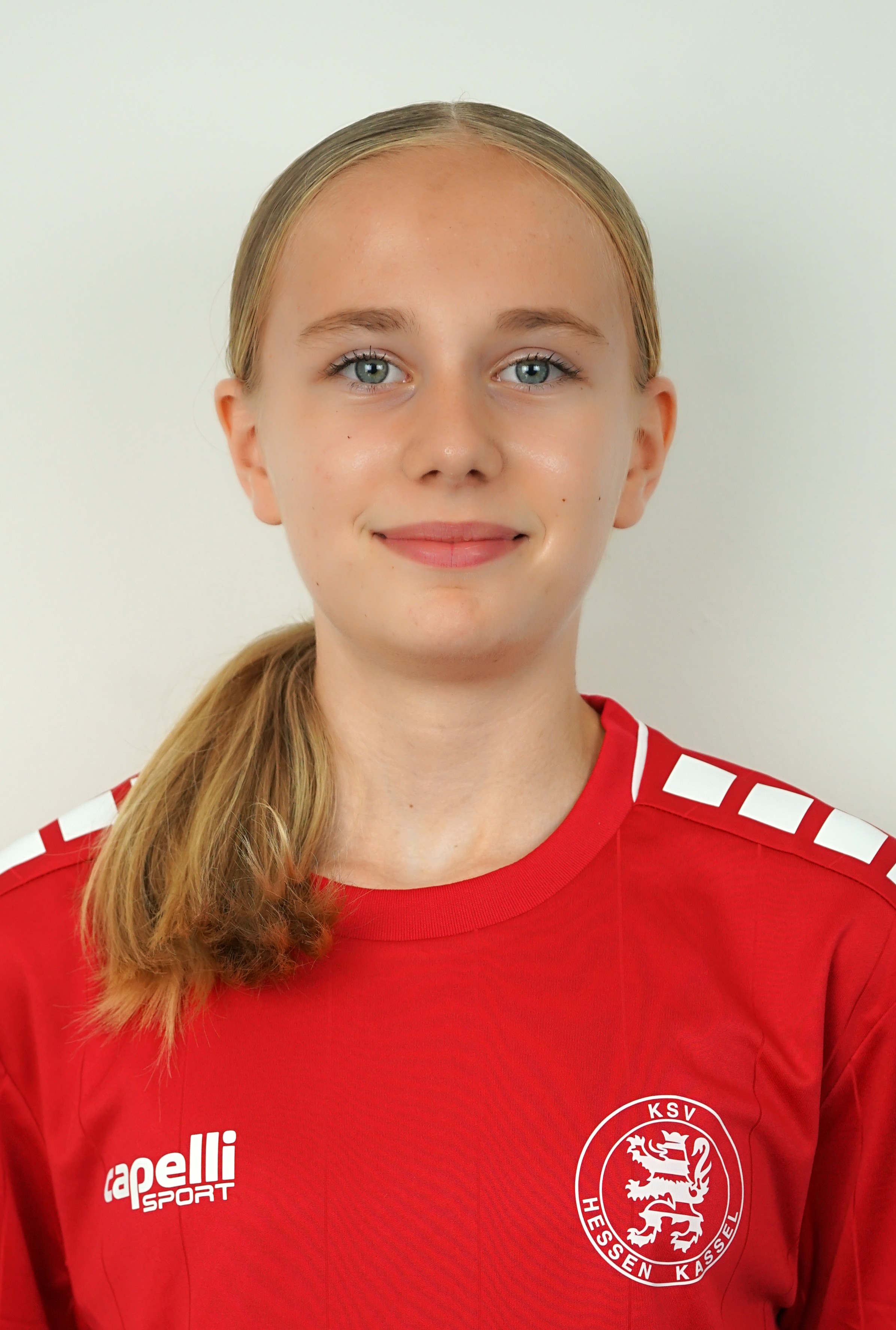 Salzmann, Ella