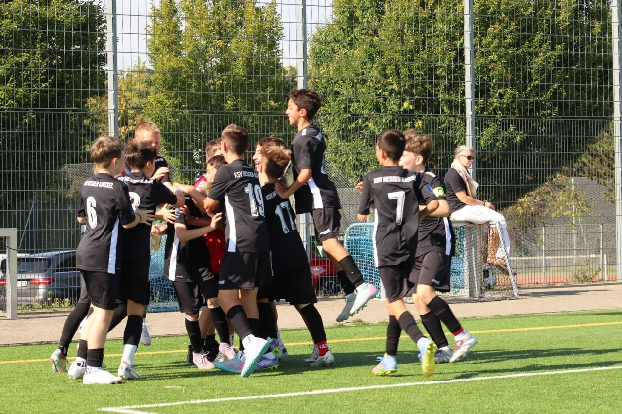 Ungeschlagene U12 besiegt im Spitzenspiel die U13 vom KSV Baunatal