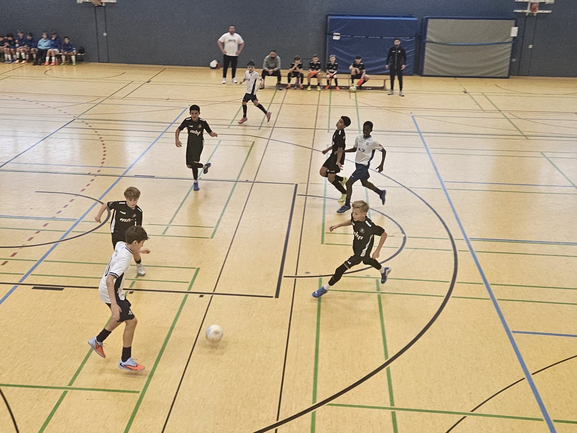 U13 zeigt Biss beim längsten Turniertag der Saison