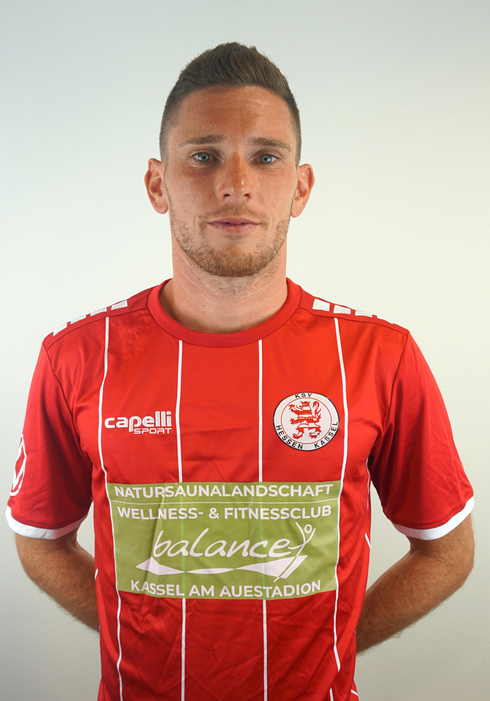 Iksal, Lukas Iksal, Lukas