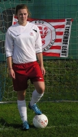 Amelie Fuchs erzielte gegen Pfungstadt ein sch&ouml;nes Kopfballtor