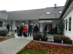 Erste Teilnehmer sind da.jpg Erste Teilnehmer sind da.jpg