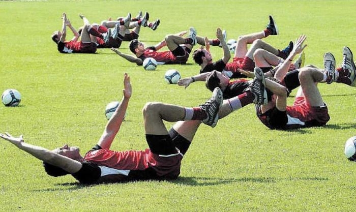 Löwen beginnen neues Jahr mit Trainingslager an der Costa Brava