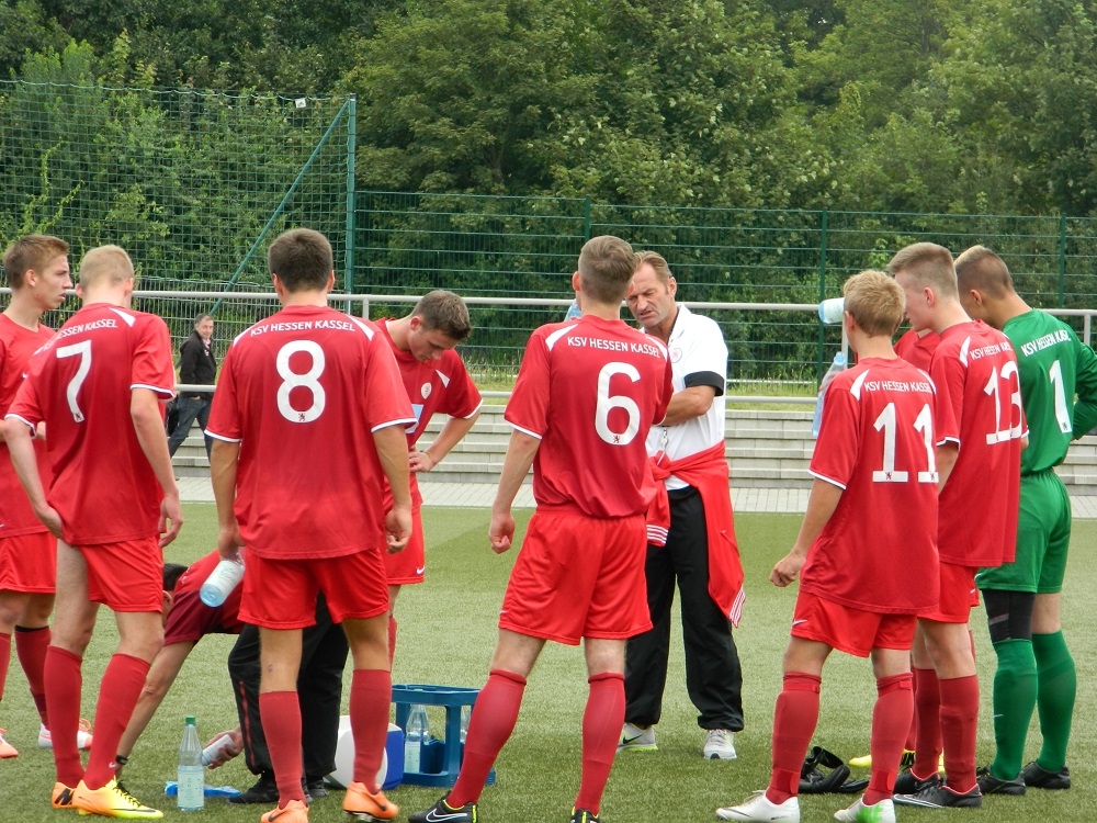U19 &Uuml;berlegenes Spiel im Test gegen den OSC