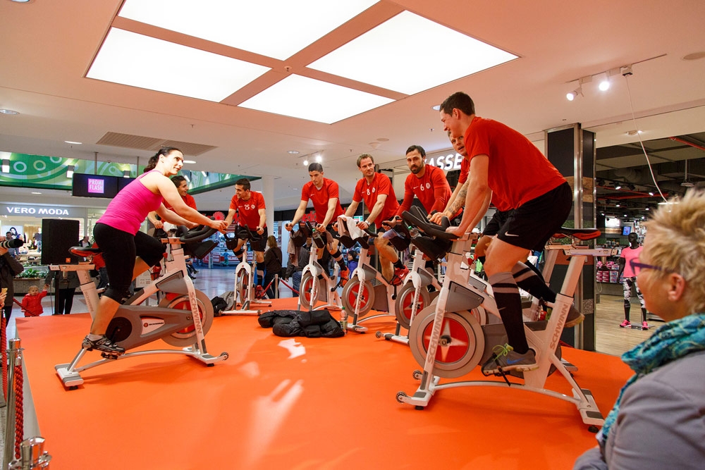 Aktion im DEZ - Sportmesse: balance und dez verlosen Fitness- und Wellness-Paket