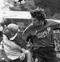 kopfballduell kopfballduell