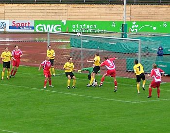 Spielszene KSV Hessen - Wattenbach Spielszene KSV Hessen - Wattenbach