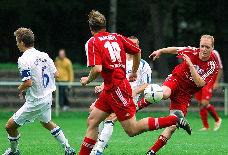 Am Ball Sebastian Busch (Foto: Roth)