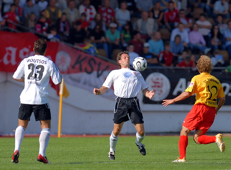 Am Ball Mirko Dickhaut (Foto: Sippel)