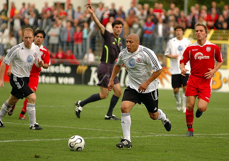 Ünal Demirkiran und Sebastian Busch (links) und Julio Cesar und Christian Haas (rechts) (Foto: Jo Baur)