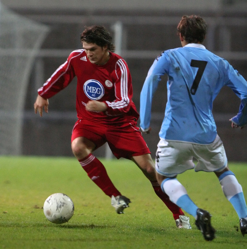 Mario Klinger gegen Anton Fink (rechts)