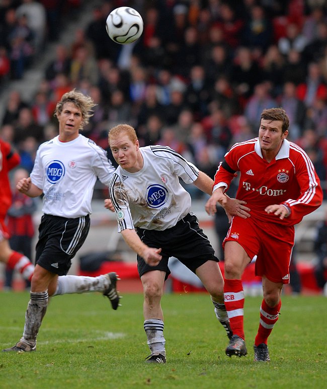 Kim Schwager (li.), Sebastian Busch gegen Michael Kokocinski (re.)