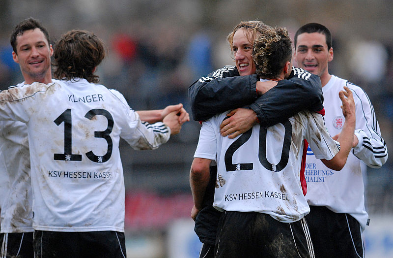 Sieg und Jubel in der 90. Minute: Kümmerle, Klinger, Beyer, Berger und Aksoy (v. li.)