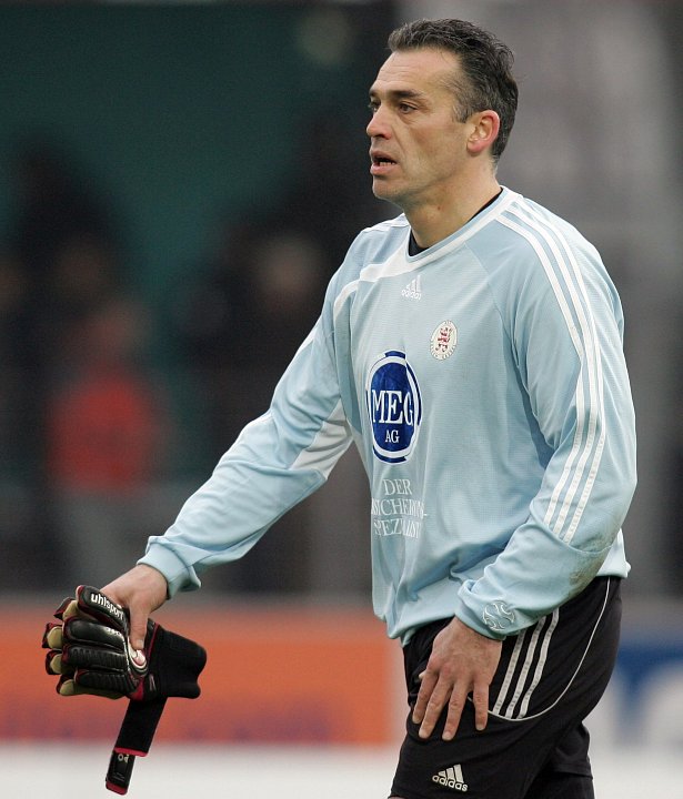 Oliver Adler (KSV Hessen Kassel) Oliver Adler (KSV Hessen Kassel)