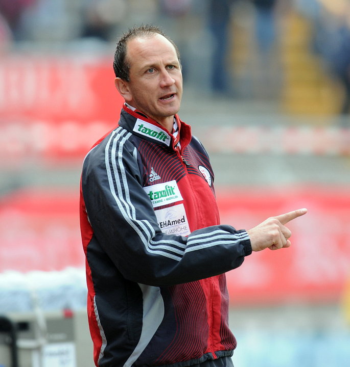 Matthias Hamann (Trainer KSV Hessen Kassel )

