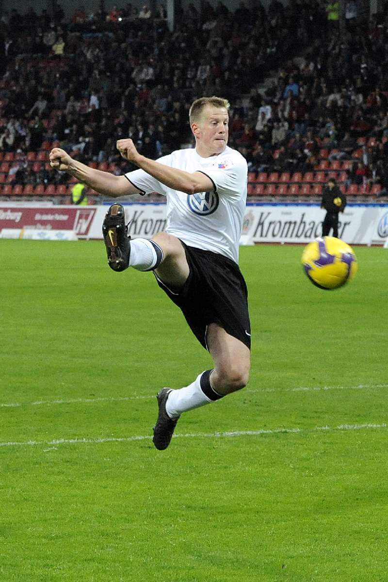 KSV Hessen - SSV Ulm: Thorsten Bauer