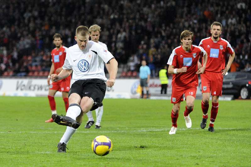 KSV Hessen - SSV Ulm: Thorsten Bauer