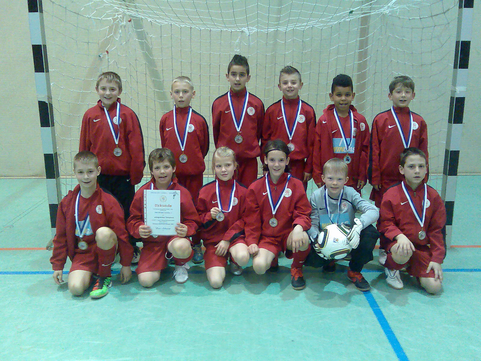Die E2 belegt den 2.Platz bei der Regionalmeisterschaft Die E2 belegt den 2.Platz bei der Regionalmeisterschaft